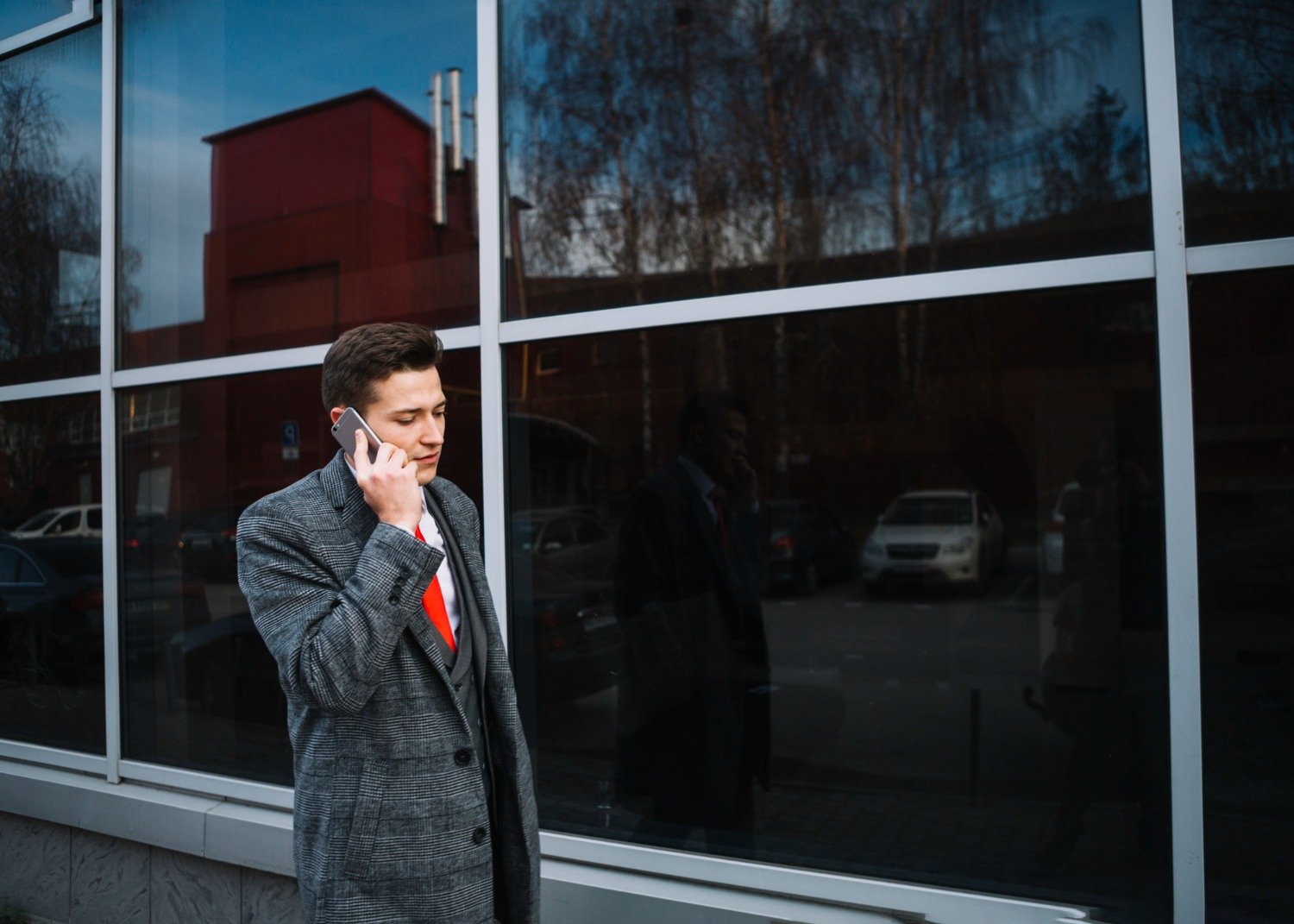 Commercial Window Tinting: Enhance Privacy and Reduce Energy Bills