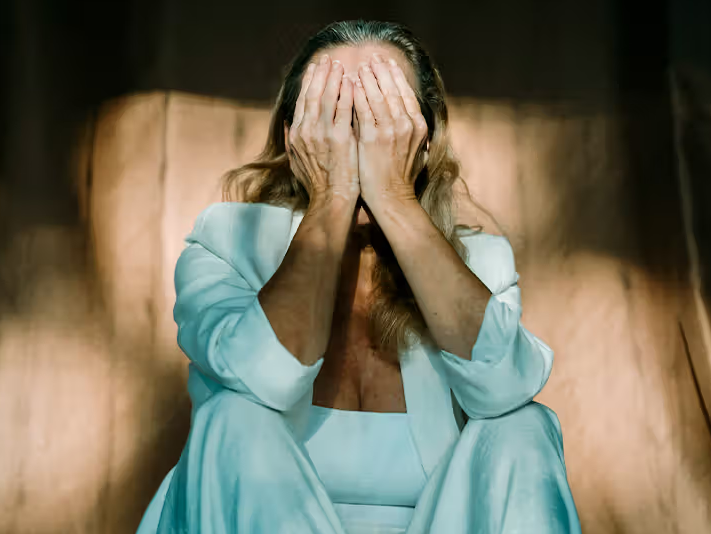 How Anxiety Affects Daily Life and What Helps
